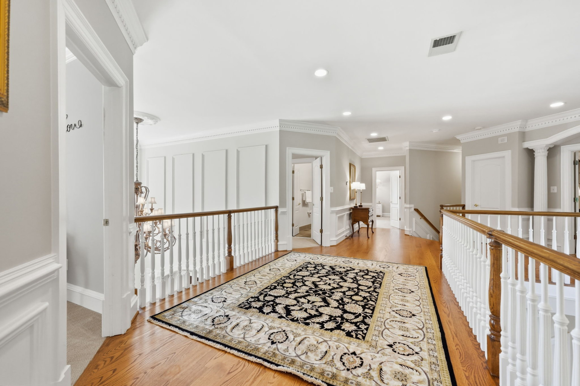3002 Apple Brook Ln, Oakton, VA 22124 — Upstairs landing and gallery