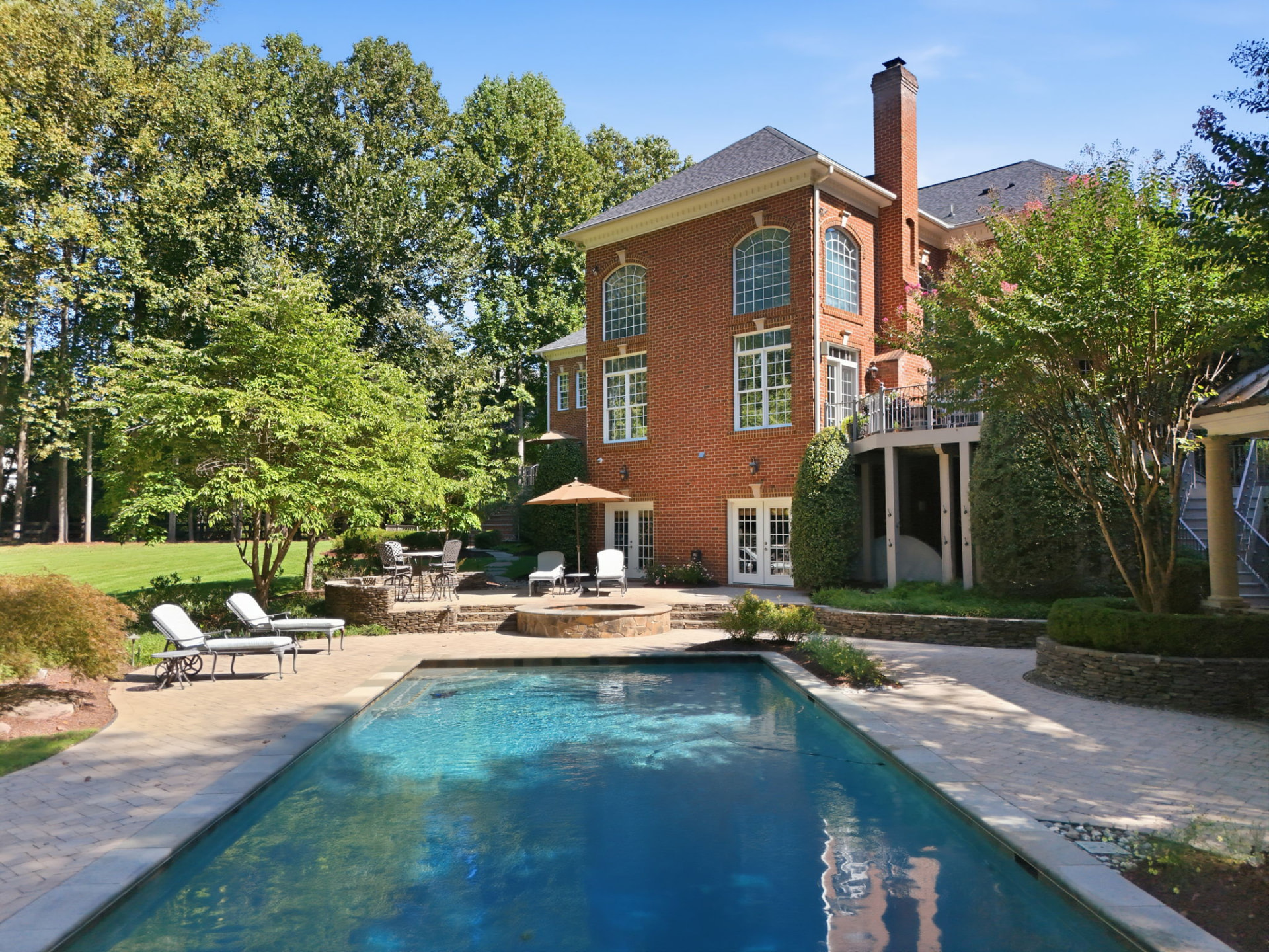 3002 Applebrook Ln — Rear of the residence from above